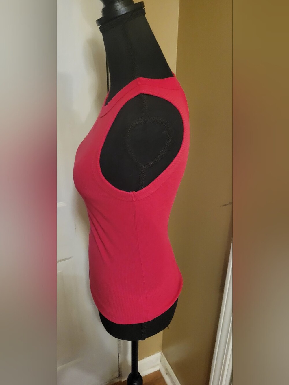 Women's Express Ribbed Tank Top - Raspberry Pink, Size XS - Picture 4 of 8